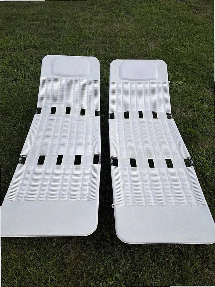 2 Vintage Kurz Tri Folding Vinyl Tube Chaise Beach Lounge Lawn Chair Movie Prop
